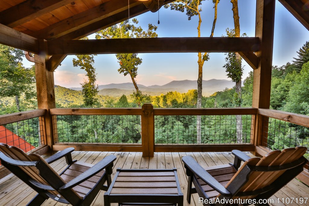 Wyman's Way - 3BR/3.5BA Sleeps 10. Not Pet-friendly | Amazing accommodations in the North Ga Mountains | Image #4/26 | 