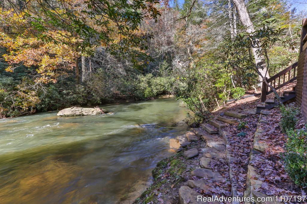 River Run - 3BR/3BA sleeps 6. Not pet-friendly | Amazing accommodations in the North Ga Mountains | Image #7/26 | 