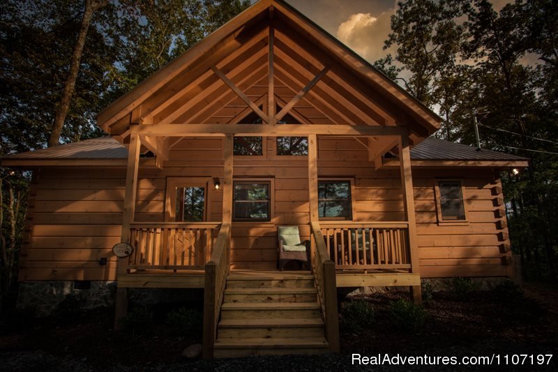 Golden View 2bed 2bath Not Pet Friendly | Amazing accommodations in the North Ga Mountains | Image #23/26 | 
