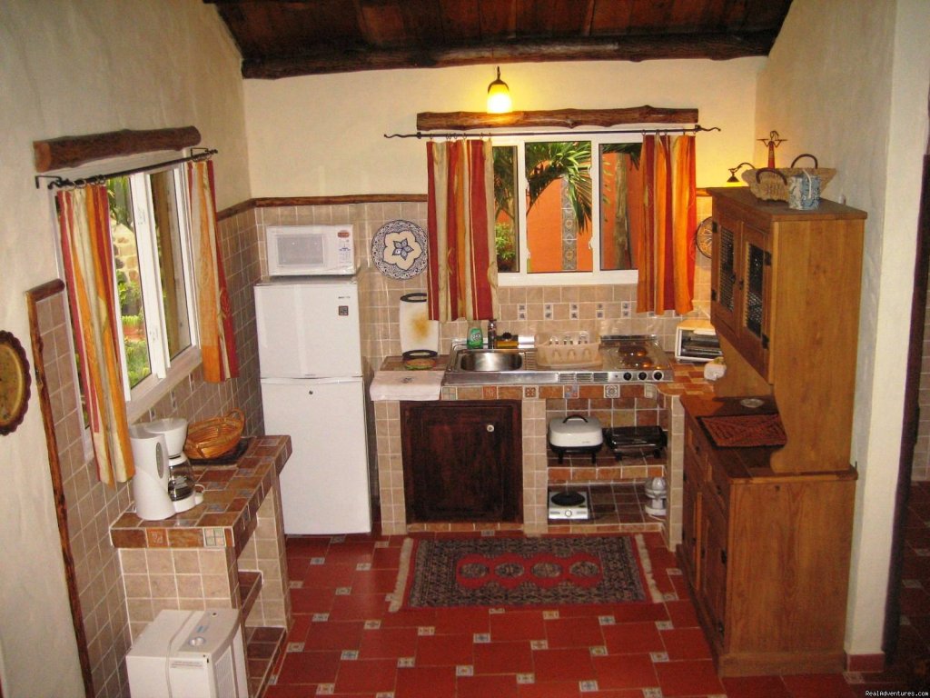 Little Kitchen Area | Cabins/Cottages for Rent in Altos del Maria | Image #8/22 | 