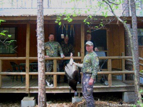 Hunters Dream Lodging | Resort Cabin Rentals near Beavers Bend State Park | Image #15/16 | 