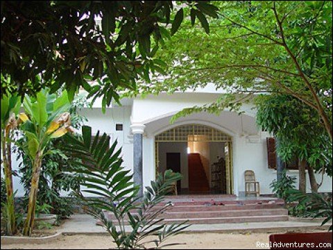 Front view | BOU SAVY Guest House(Bed and Breakfast) | Siem Reap Province, Cambodia | Bed & Breakfasts | Image #1/2 | 