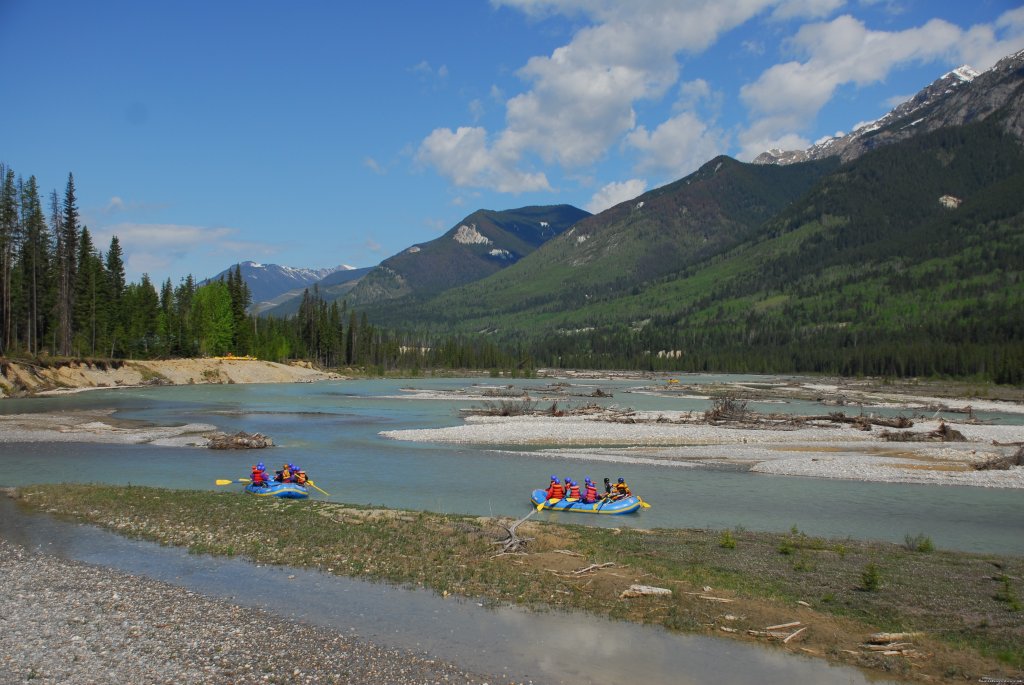 The stunning Kicking Horse Canyon | Whitewater Rafting on the Kicking Horse River | Image #4/4 | 