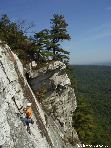 Alpine Endeavors - Climb throughout New York Limelight, The Trapps, 5.7