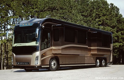 Luxury diesel rv rentals featuring newer model motorhomes.