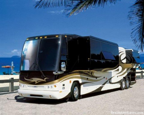Allstar Coaches Florida RV Rental - Prevost1 | Allstar Coaches Luxury RV Rentals in Florida | Image #4/14 | 