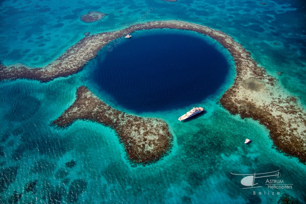 Blue Hole | Helicopter Tours & Transfers In Belize. | Image #2/6 | 