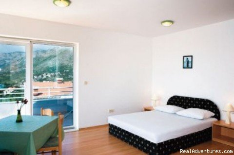 Cavtat near Dubrovnik holiday apartments to rent | Image #4/4 | 