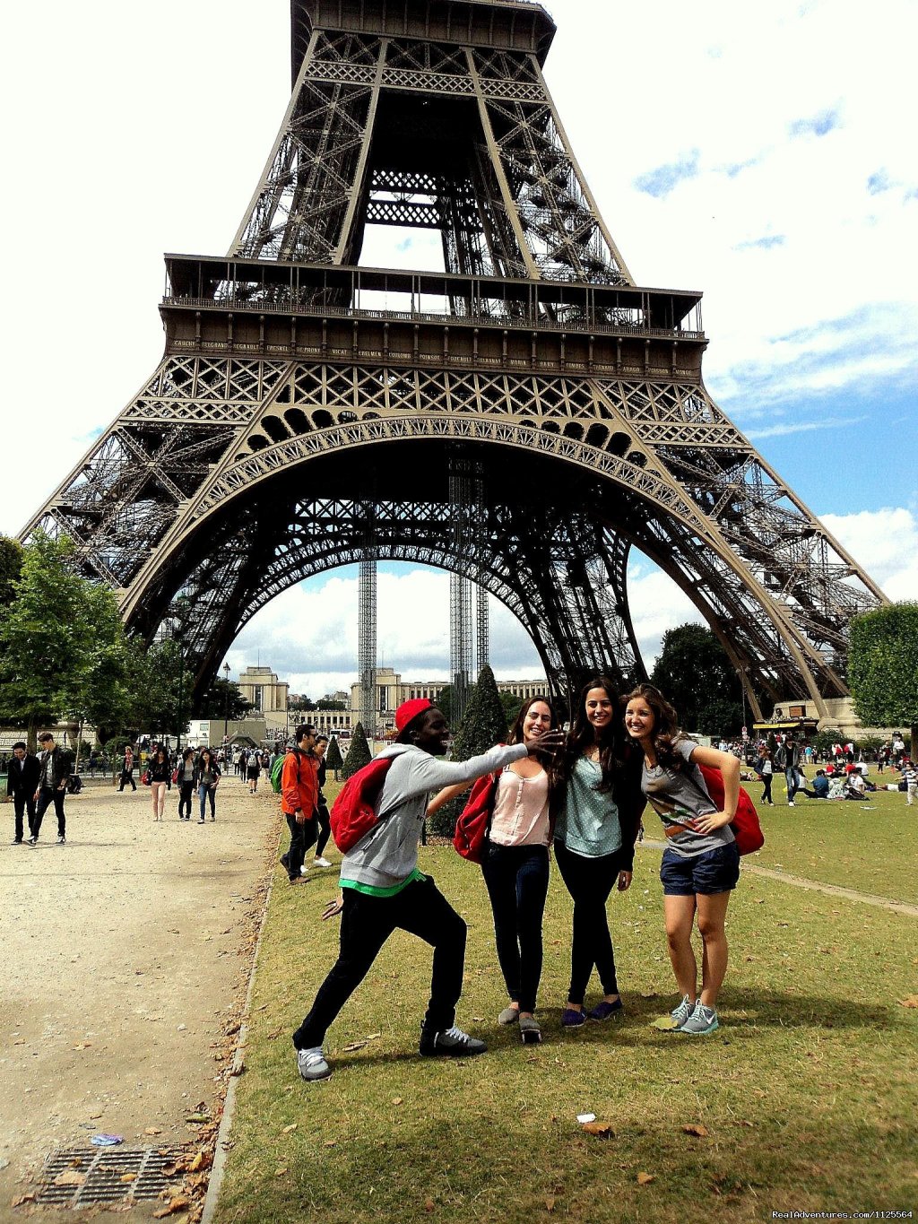 At the Eiffel Tower | French Summer courses in Paris for Juniors | Image #5/17 | 