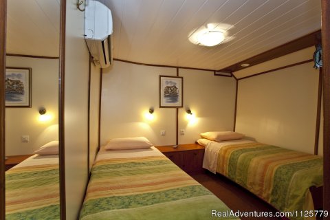 MY Emanuel - Twin bed cabin