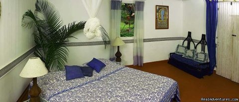 Almond Cottage bedroom