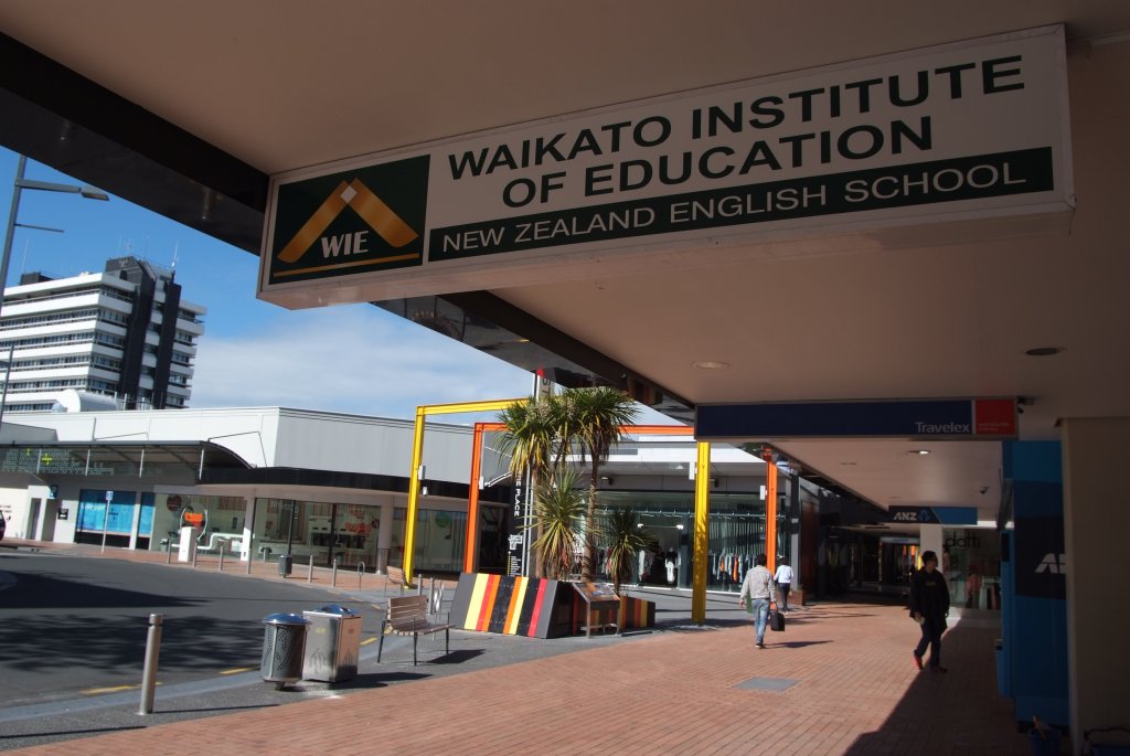 Entrance | Waikato Institute Of Education | Hamilton, New Zealand | Language Schools | Image #1/8 | 
