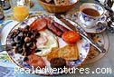 Interesting stay ~ The Old Cable Historic House: Traditional