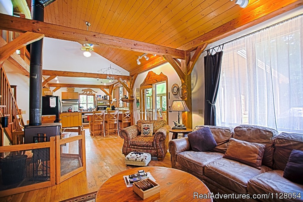 Dancing Bear Lodge | Luxury Cabins w/hot tubs, fire pit - Mt. Rainier | Image #12/26 | 