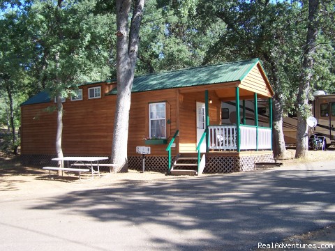 How do you find campgrounds with cabin rentals?