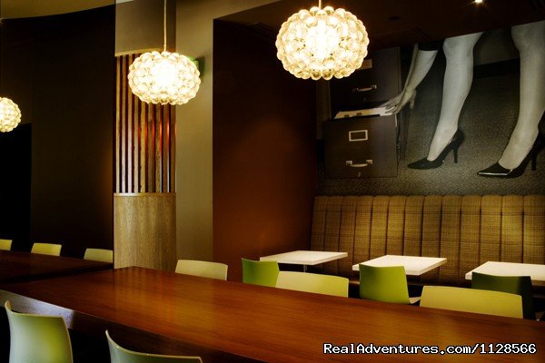 The Corner Office Restaurant + Martini Bar | the Curtis - a DoubleTree by Hilton | Image #3/12 | 