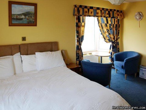King bedroom | Golf Links View bed and breakfast | Waterville, Ireland | Bed & Breakfasts | Image #1/4 | 
