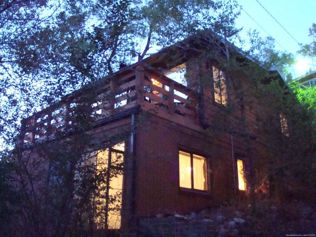 EXTERIOR OF THE HOUSE | Pikes Peak Cabin  By Garden Of The Gods | Image #5/22 | 