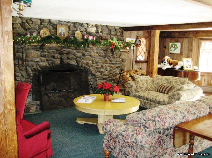 Fireplace room | Affordable Guided Hiking & Kayaking Vacations | Image #5/13 | 