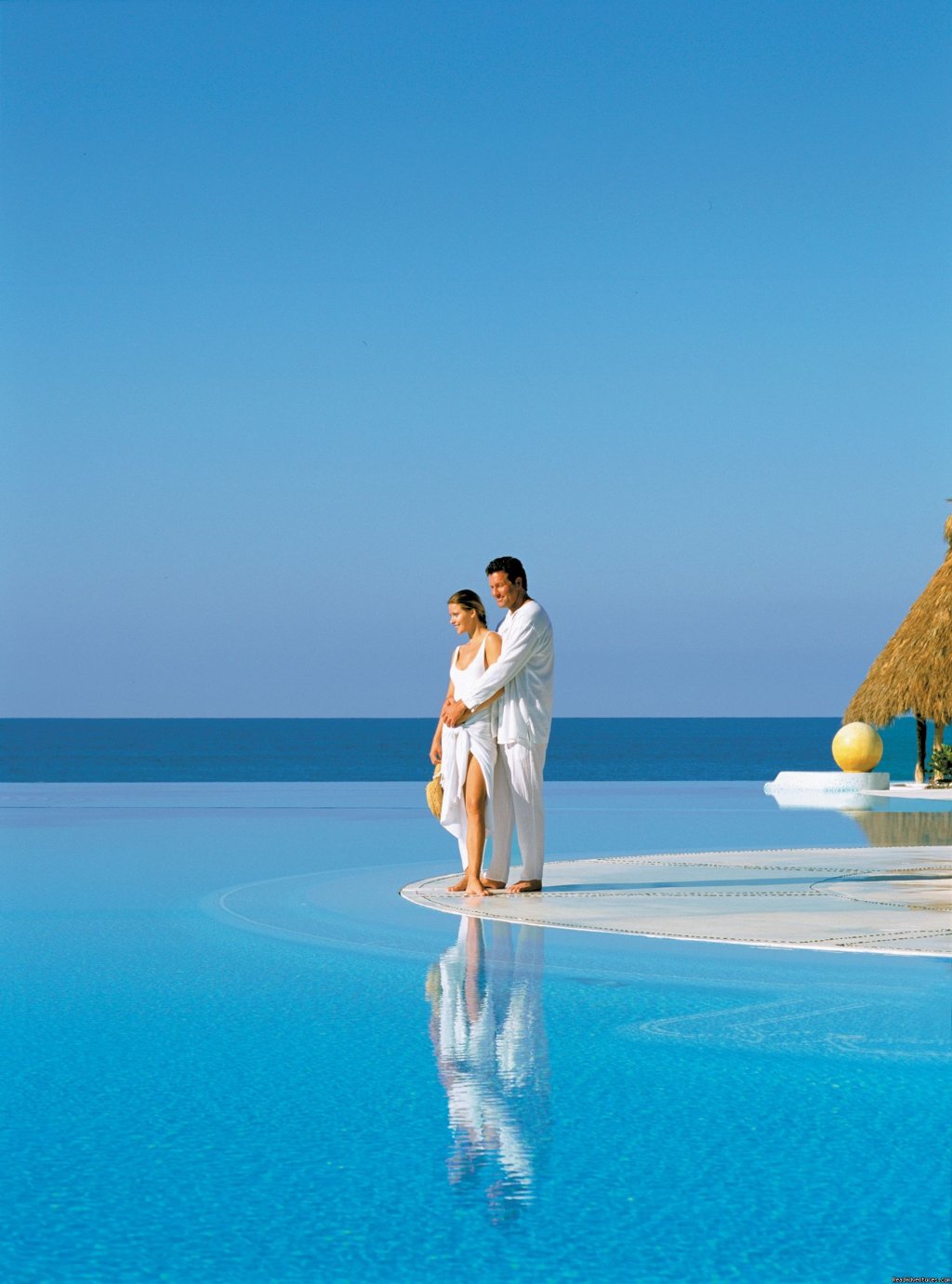 Couple | Grand Velas All Suites & Spa Resort | Image #4/18 | 