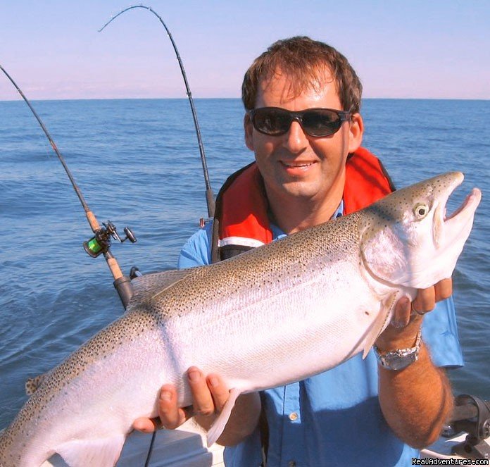 Typical Steelhead | Sport-fishing trips on Lake Ontario/Niagara River | Image #12/17 | 