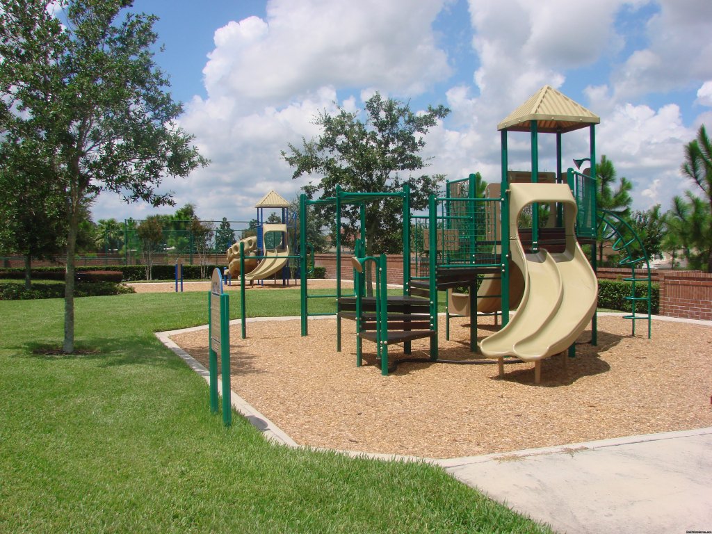 CHILDS PLAY AREA | Fantastic Family House To Rent Davenport Orlando | Image #16/17 | 