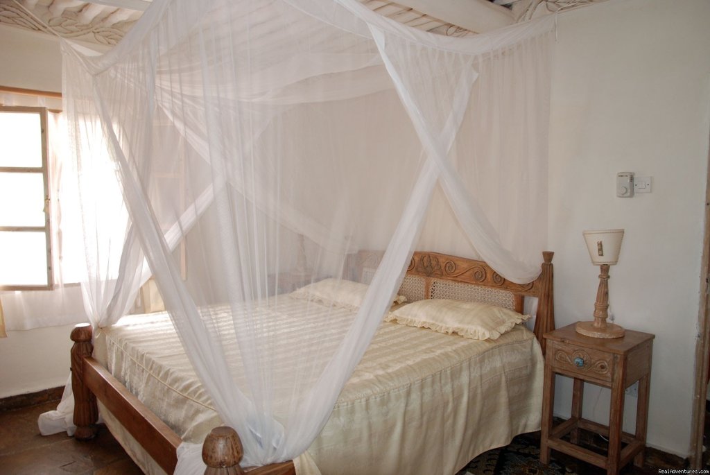 Double Bed Room | Romantic Kenya in Villa comfort and luxury | Image #9/22 | 