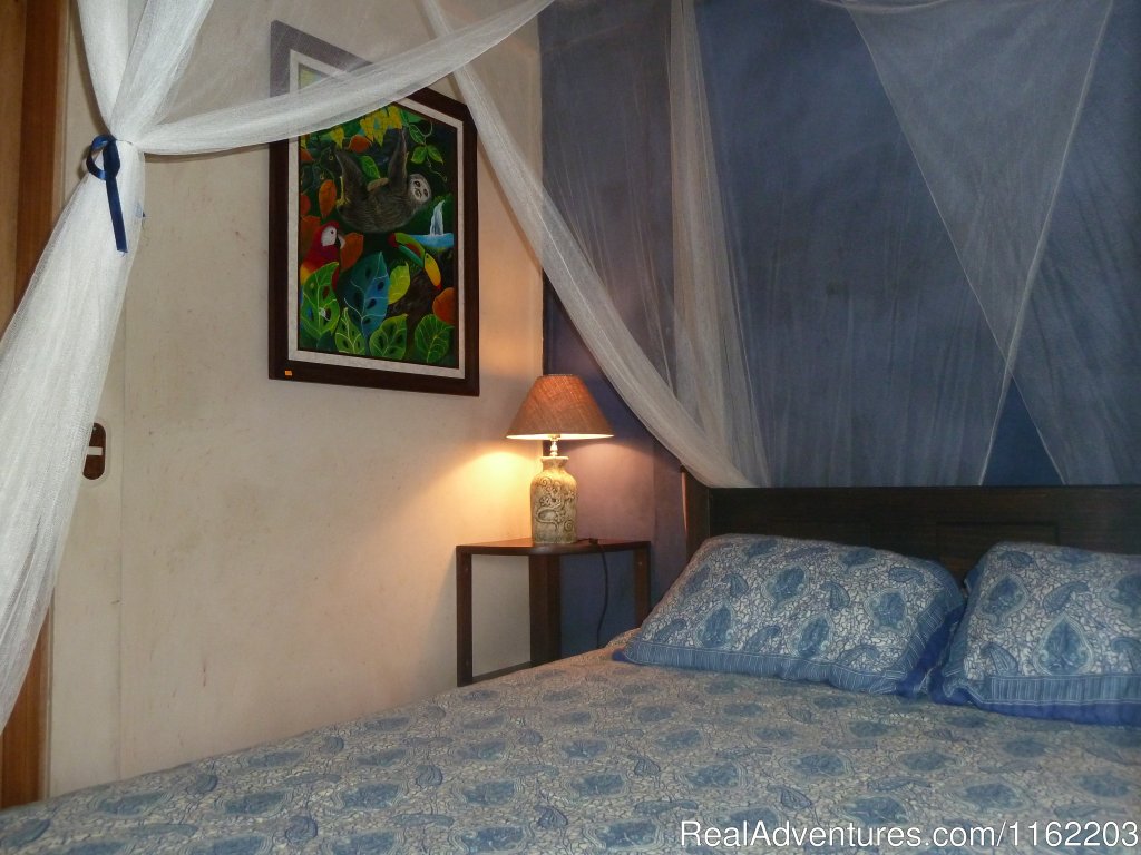 Bungalow Superior Quadruple (with 2 queen beds | Hotel Sueno Celeste, your B&B close to Rio Celeste | Image #23/24 | 