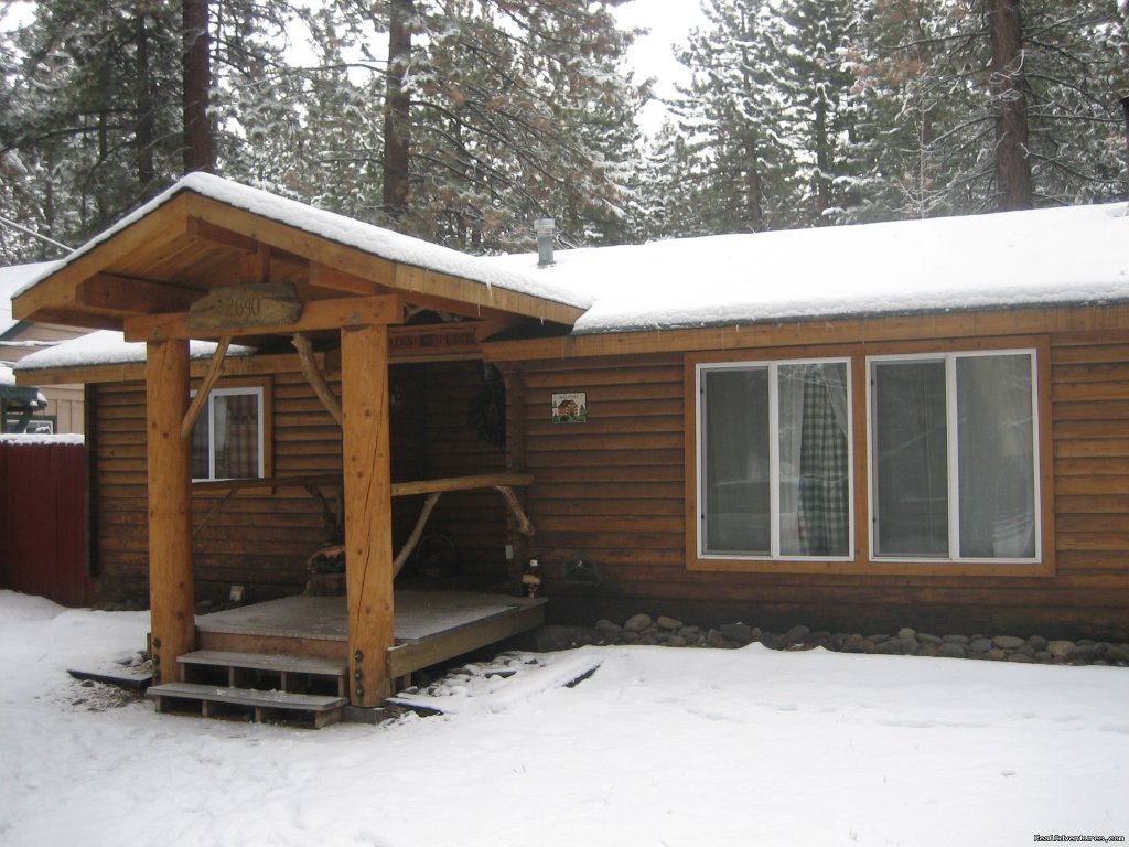 Charming Romantic Log Cabin | Image #3/10 | 