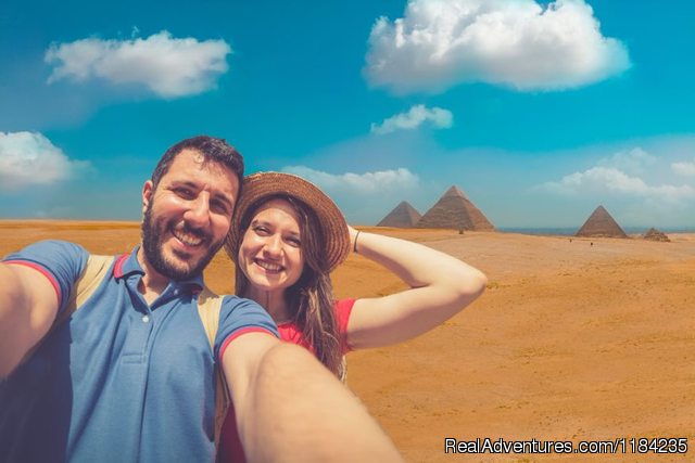 Splendours of the Nile Egypt Tour - 10 days: The Great Pyramids in Gisa