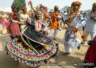 Folk Dance of Rajasthan | Colorful & Incredible India Tours & Packages | Image #6/12 | 