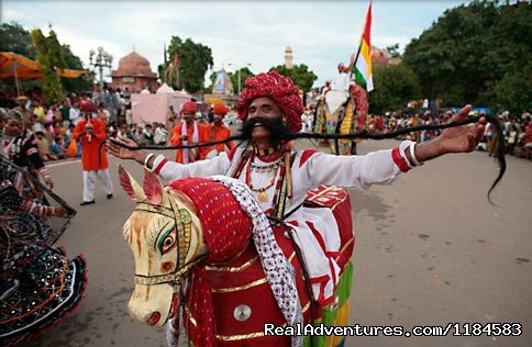 Rajasthan Folk Dance | Colorful & Incredible India Tours & Packages | Image #7/12 | 