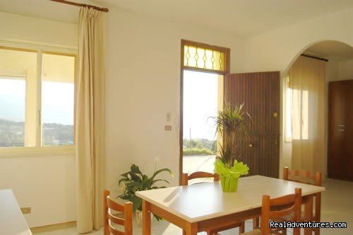 LIVING ROOM | Sicily Holiday Home Rent Euro 20 Per Person   | Image #6/10 | 