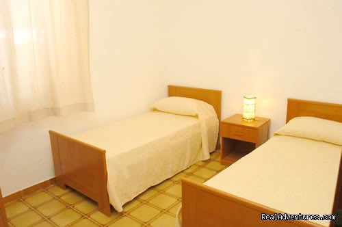 BEDROOM WITH TWO SINGLE BEDS | Sicily Holiday Home Rent Euro 20 Per Person   | Image #9/10 | 