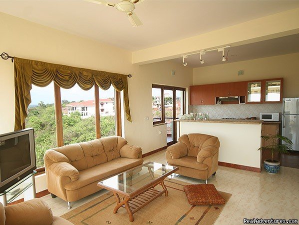 Lounge and Open Kitchen | 4 bed/ 4bath Luxury Apartment with panoramic Views | Image #5/12 | 