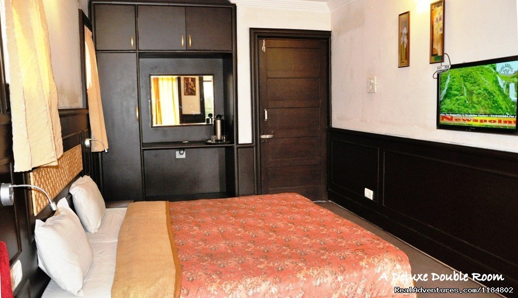 A Deluxe Room | Exotic Vacation at Hotel Sadaf. | Image #4/16 | 