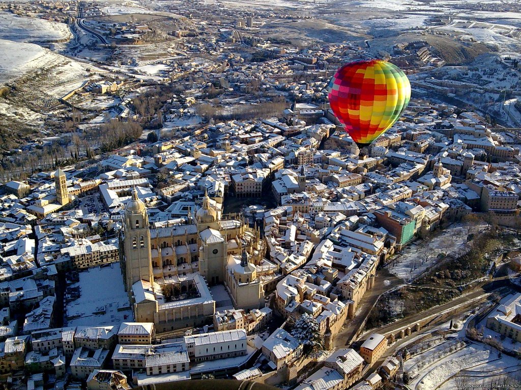 Balloon Chartered Exclusively For Two | Segovia Balloons | Image #8/12 | 