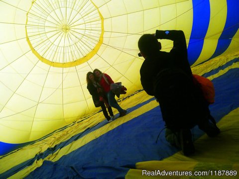 Taking pictures inside the balloon