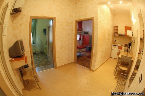 Cuza 2 rooms apartment -kitchen | Quiet,  friendly and cheap accommodation in Brasov | Image #6/16 | 