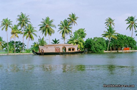 boathouse in kerala. Alleppey Houseboats,kerala