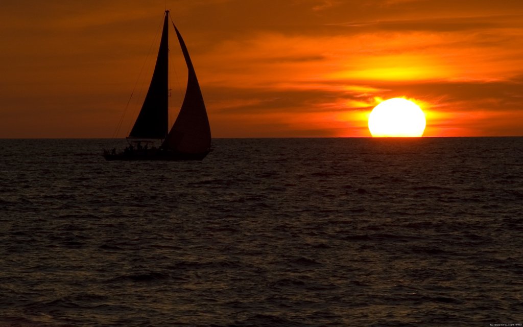 Gorgeous Pacific Ocean Sunset Costa Rica | Scuba Diving In Costa Rica With Bill Beard | Image #23/23 | 