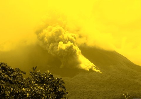 Arenal Volcano eruption