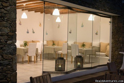 Restaurant | Romantic Luxury Getaway in Mykonos | Image #10/22 | 