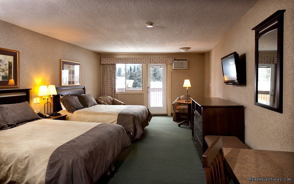 Standard 2 Queen Bed Room | High Country Inn | Image #7/7 | 