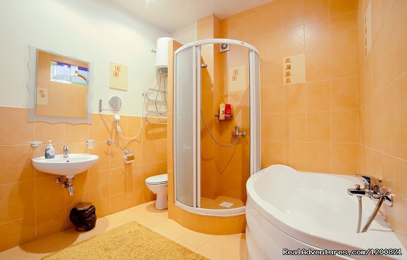 big bathroom | 2 Room Apartment in center (free Wi-Fi) | Image #5/5 | 
