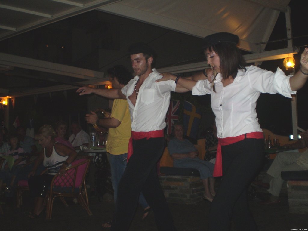 greek night fun | fantastic family holidays at Hotel Yianna Agistri | Image #12/20 | 