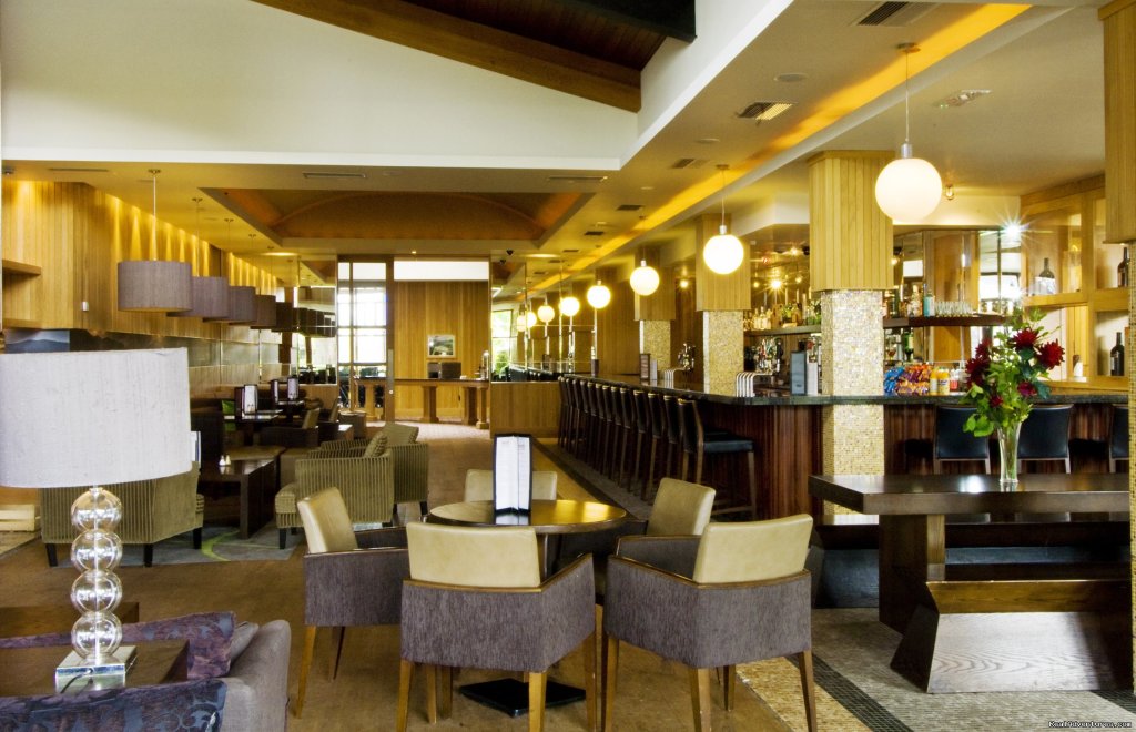 Bench Cafe Bar | Best Western Plus Westport Woods Hotel | Westport, Ireland | Hotels & Resorts | Image #1/19 | 