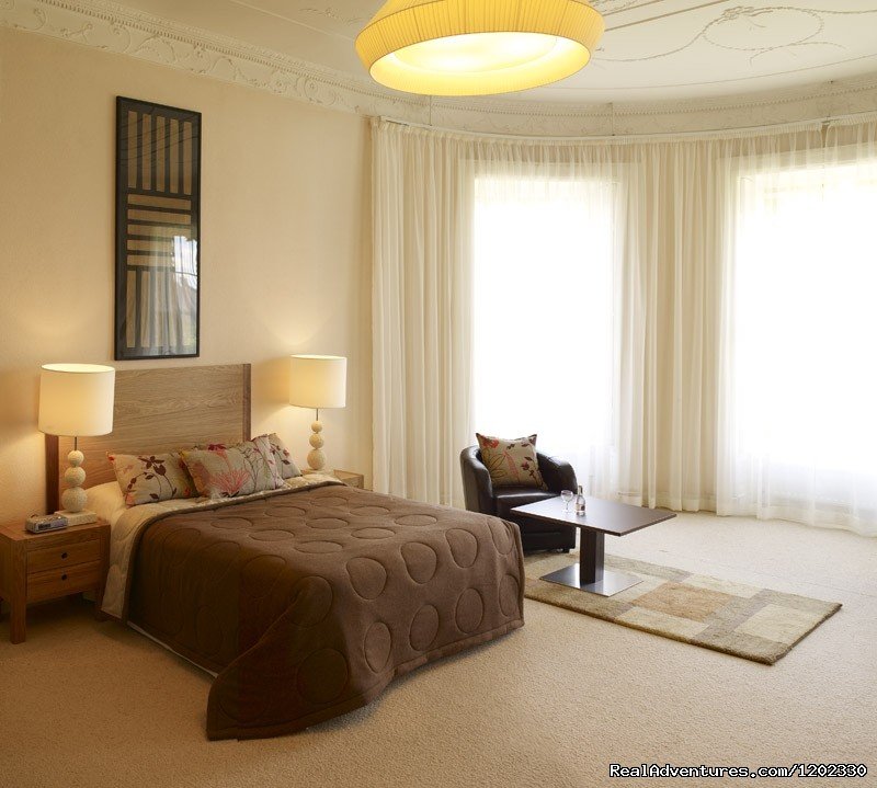 Bedroom - Suite | Butler House | Image #2/2 | 