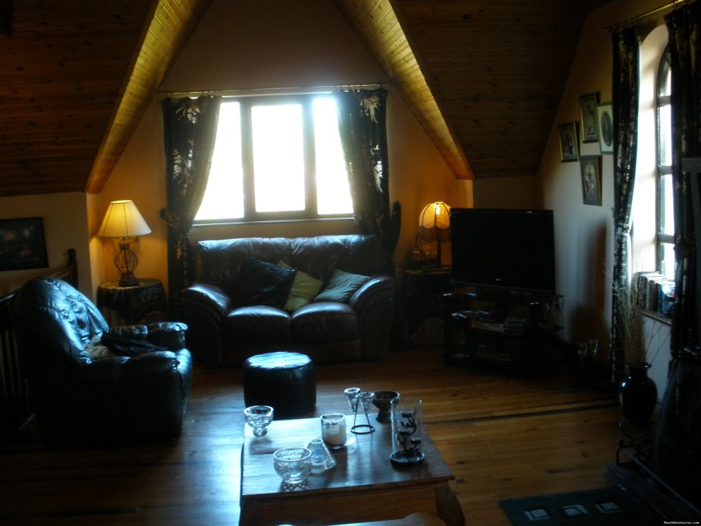lounge | Woodview Lodge | Image #3/11 | 