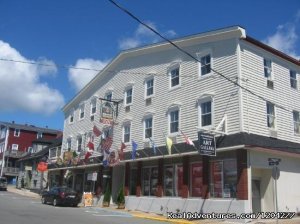 Smuggler's Cove Inn | Lunenburg, Nova Scotia | Hotels & Resorts